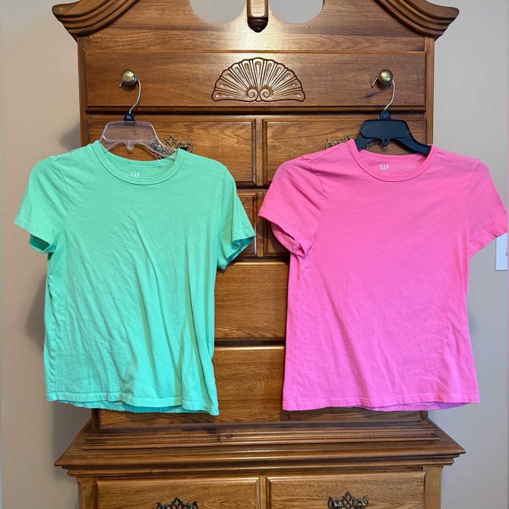 Women’s Pink and Green Forever T-Shirts - set of 2